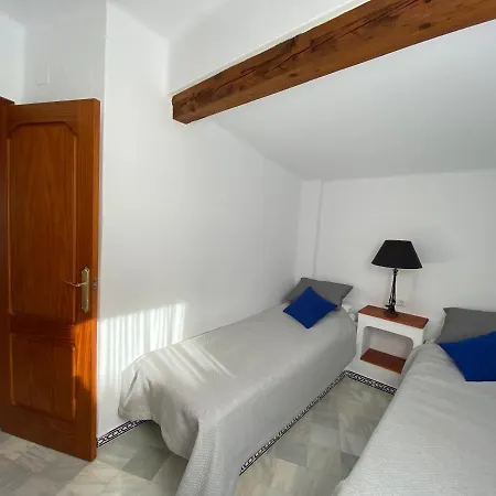 Tranquilo, Aldea Del Mar