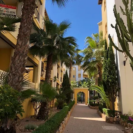 Tranquilo, Aldea Del Mar